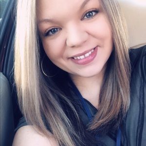 Meet your Posher, Kelsey